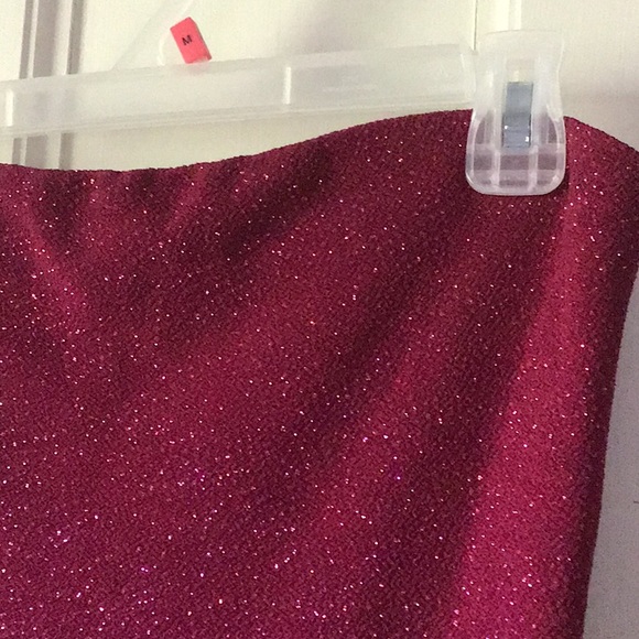 Long red shimmery dress - Picture 2 of 2